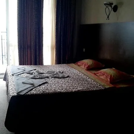 Private In An Apartament